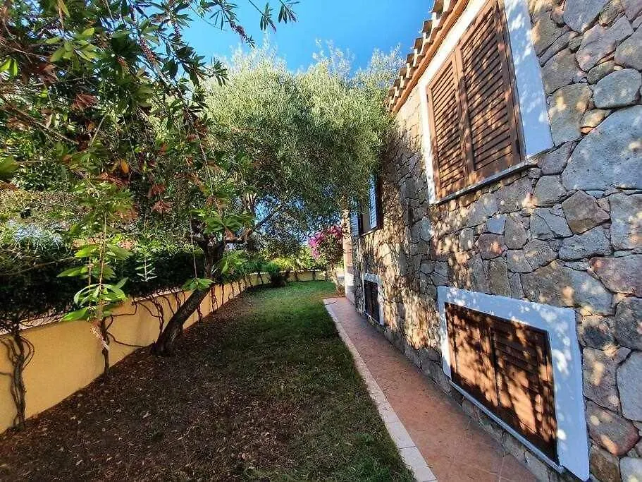 Holiday home Casa Vacanze Lolivastro Arbatax